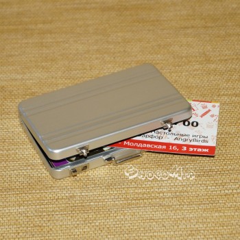 Визитница "Алюминиевый кейс"